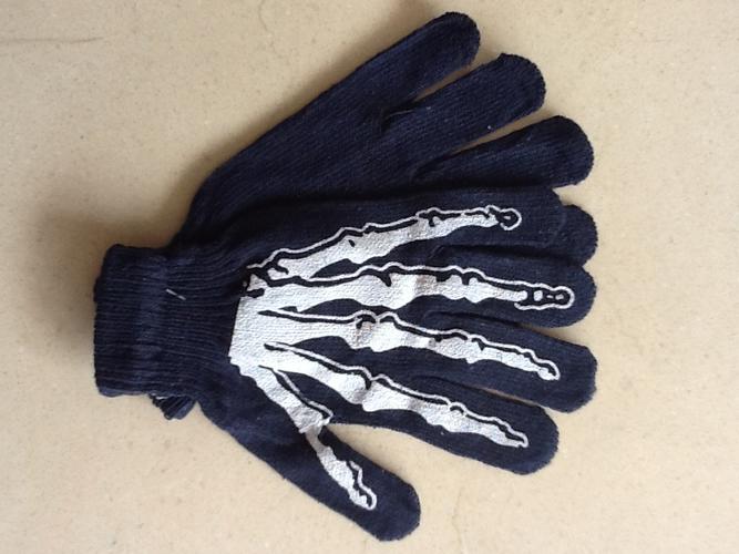 2012冬季热销针织手套厂生产供应 儿童针织手套 服饰手套 厂家销售